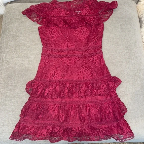 Gianni Bini red lace dress
